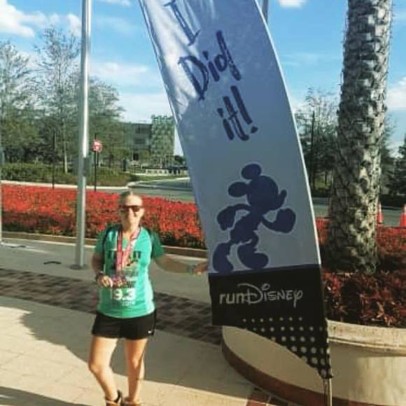 Meet your Posher, Carolyn - Picture 1 of 1